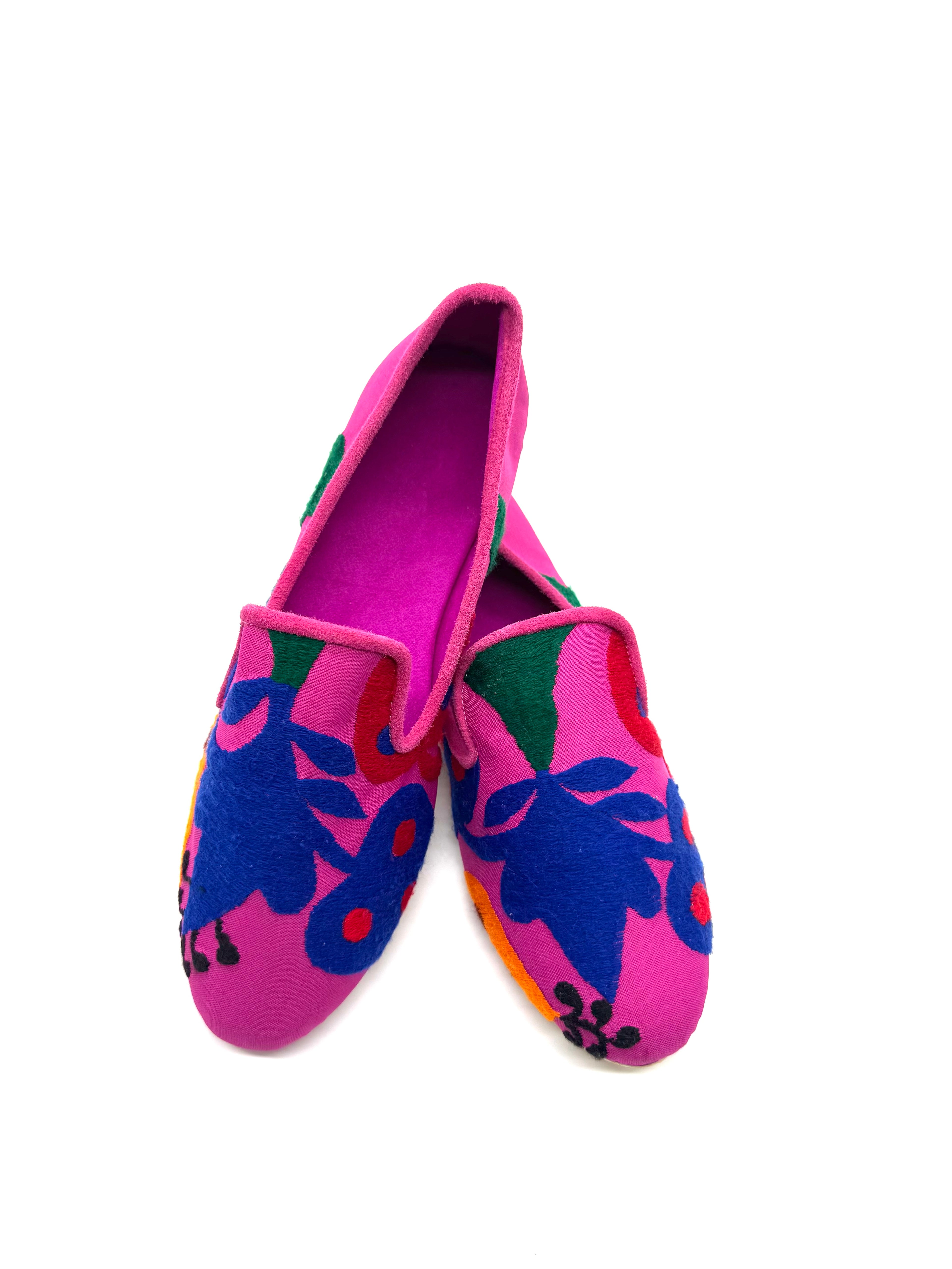 Slippers pezzi unici ricamate a mato