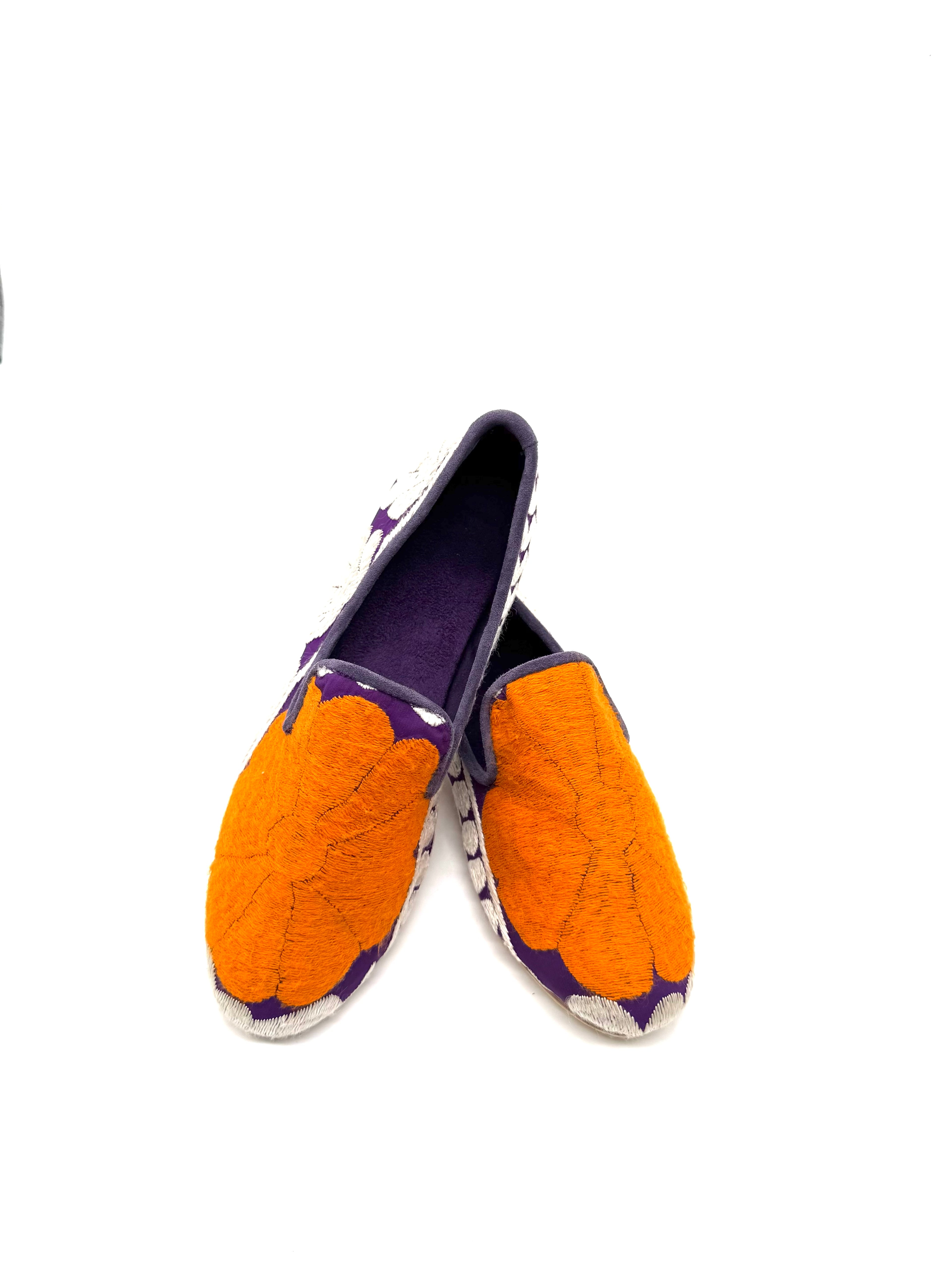 Slippers pezzi unici ricamate a mano