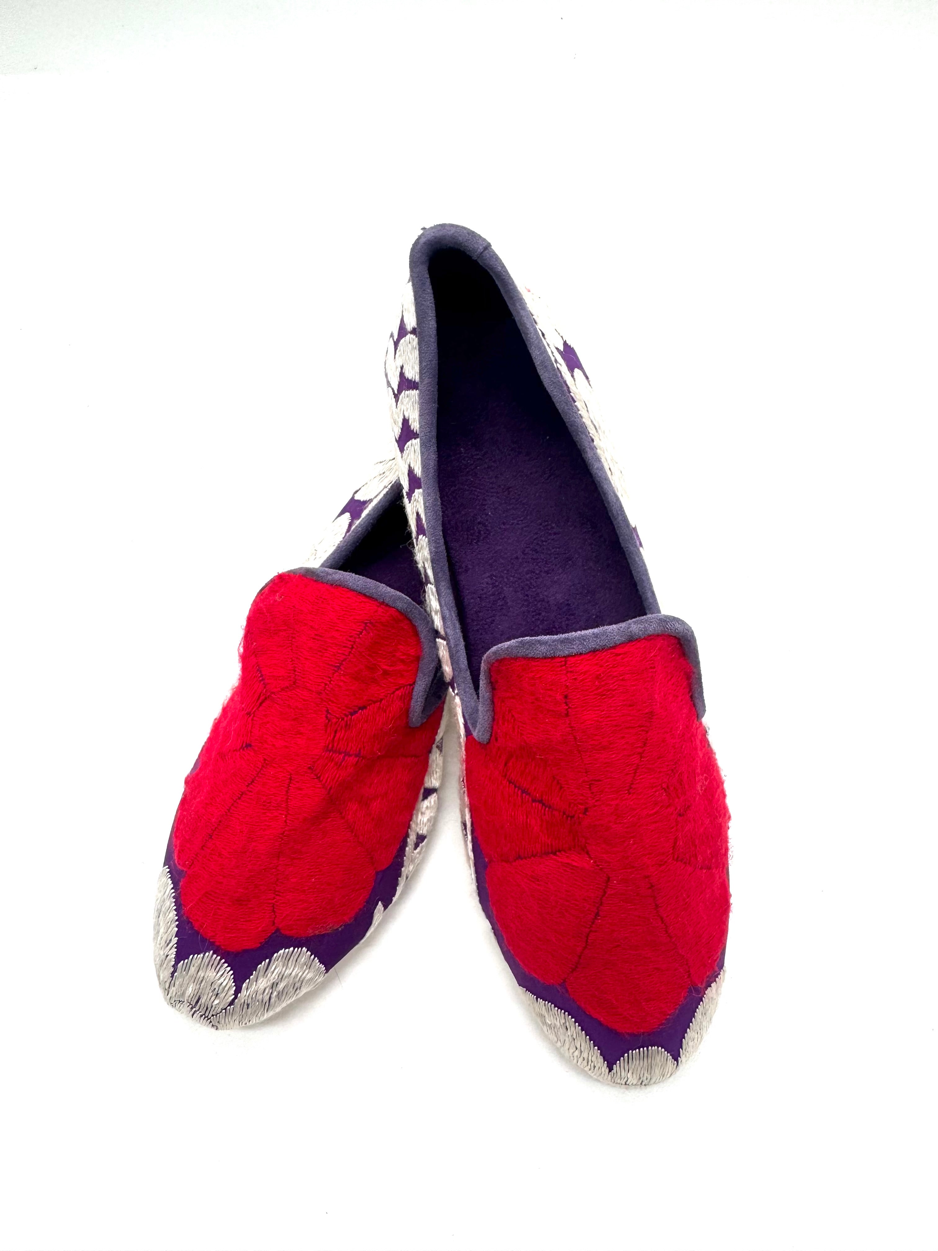 Slippers pezzi unici ricamate a mano